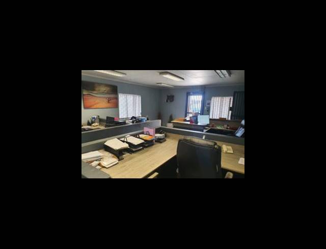 650M² MINI FACTORY FOR SALE IN DAGGAFONTEIN
